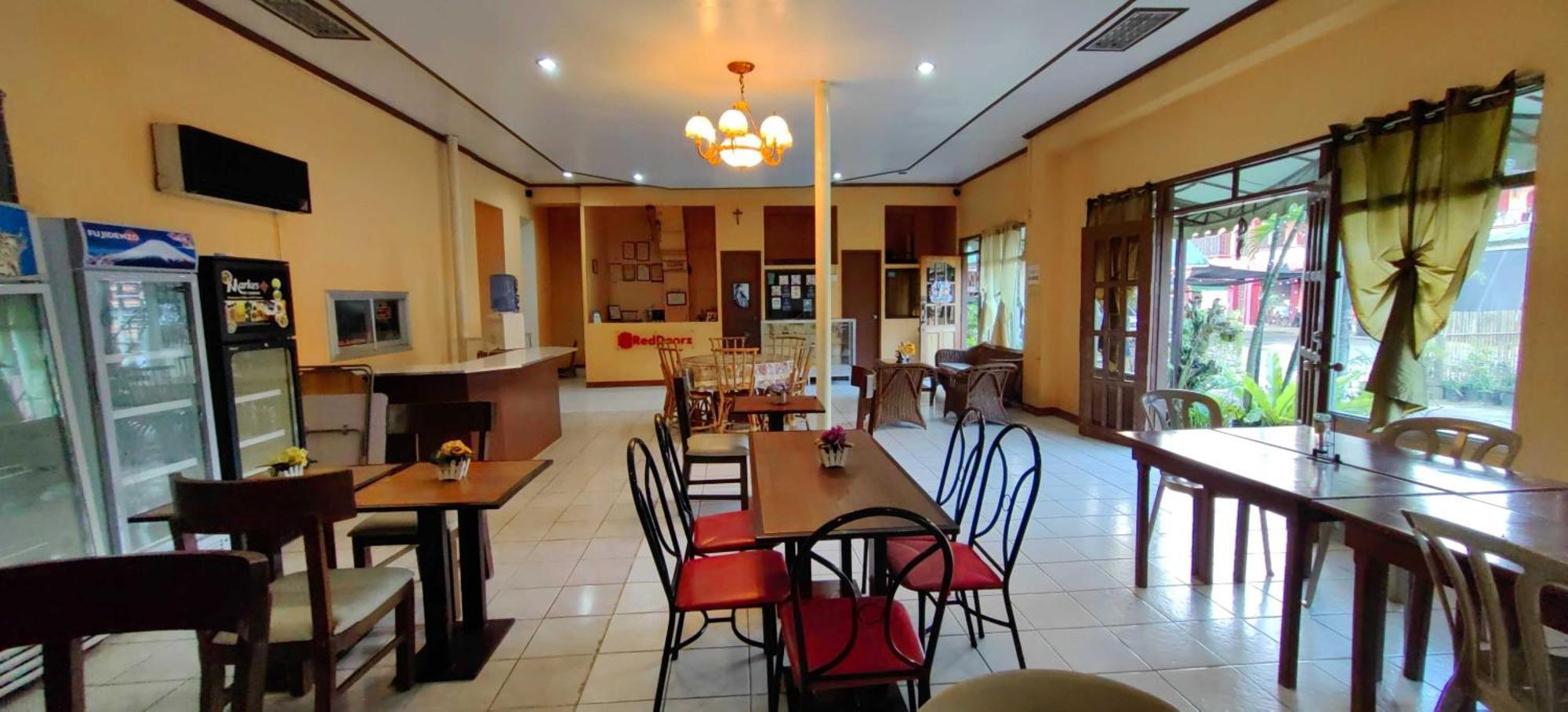 Oyo 1038 William Hearts Pension Puerto Princesa Eksteriør bilde